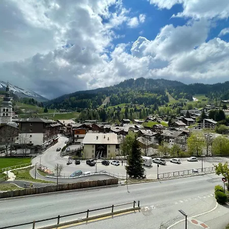 Crystal 25 - Duplex Centre Village アパート